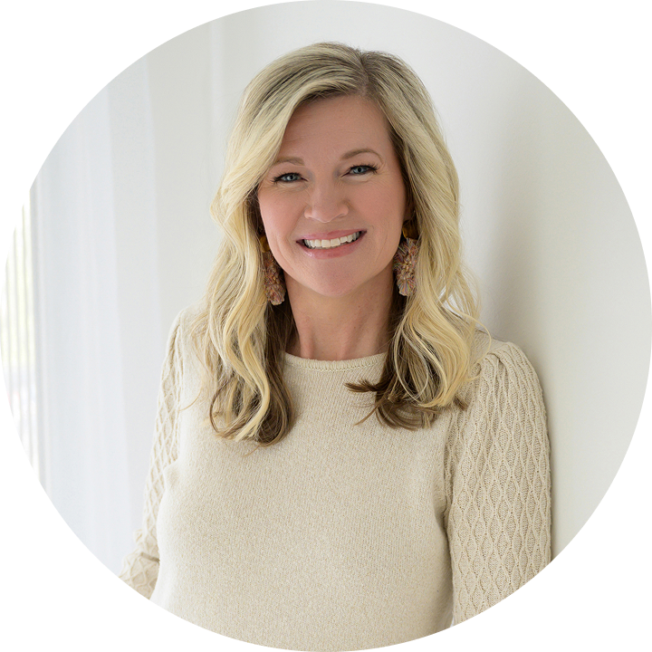 Angie Lewis Profile Pic